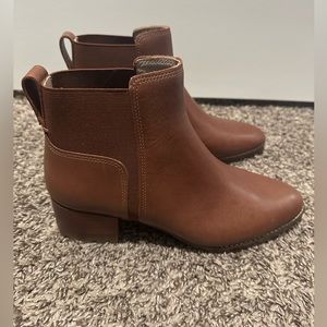 Madewell Kathleen Lug sole Boot